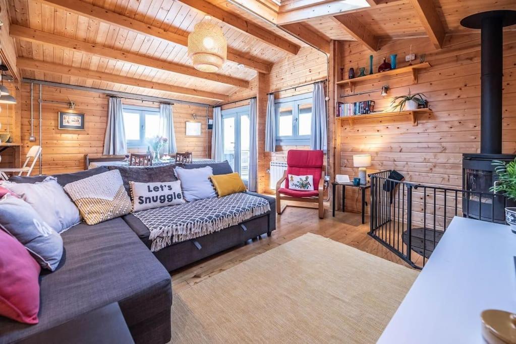The Cabin, Parham 伍德布里奇 外观 照片